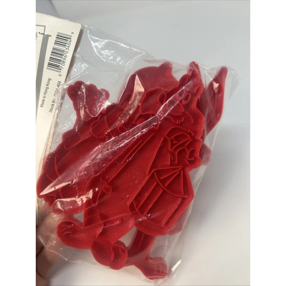 NEW Vintage Wilton Looney Tunes Cookie Cutter Set Of 4 1988 Tweety Bugs Bunny